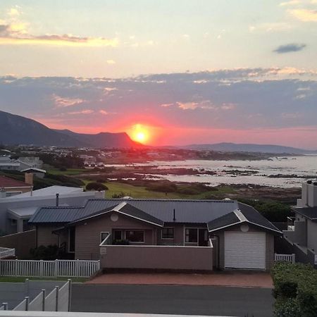 Pik 'N Wyntjie Apartment Gansbaai Exterior photo