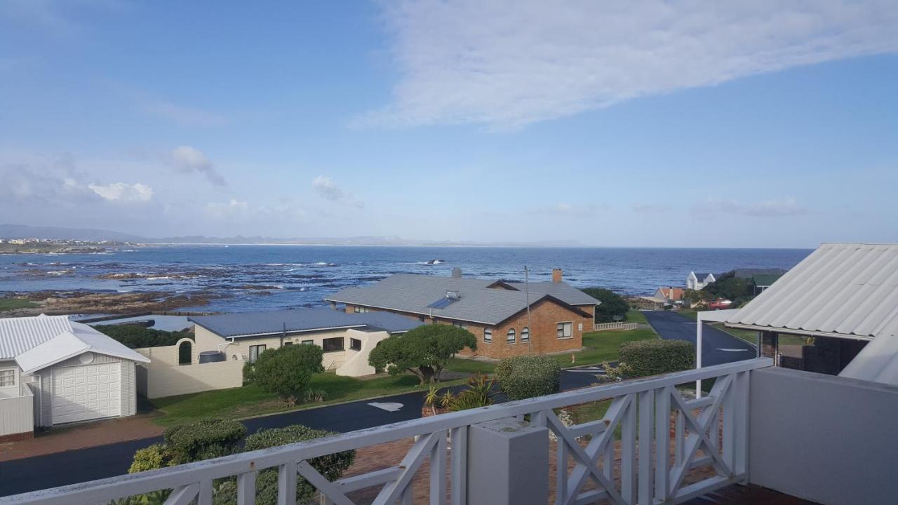 Pik 'N Wyntjie Apartment Gansbaai Exterior photo